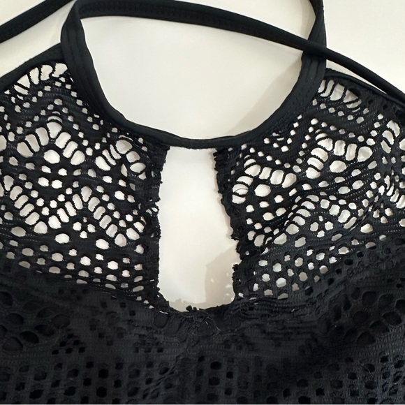 No Boundaries Womens Black Lace Halter Bikini Swimsuit Top Large (11-13) - Picture 2 of 7